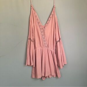 Vintage Ambiance Dusty Pink Crochet Detail Romper